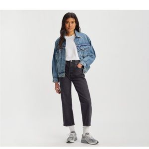 Levi Black Sprout Ribcage Straight high rise ankle jeans